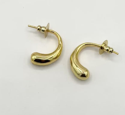Brass Metal Gold Hoop Earring in 18K Gold Finish